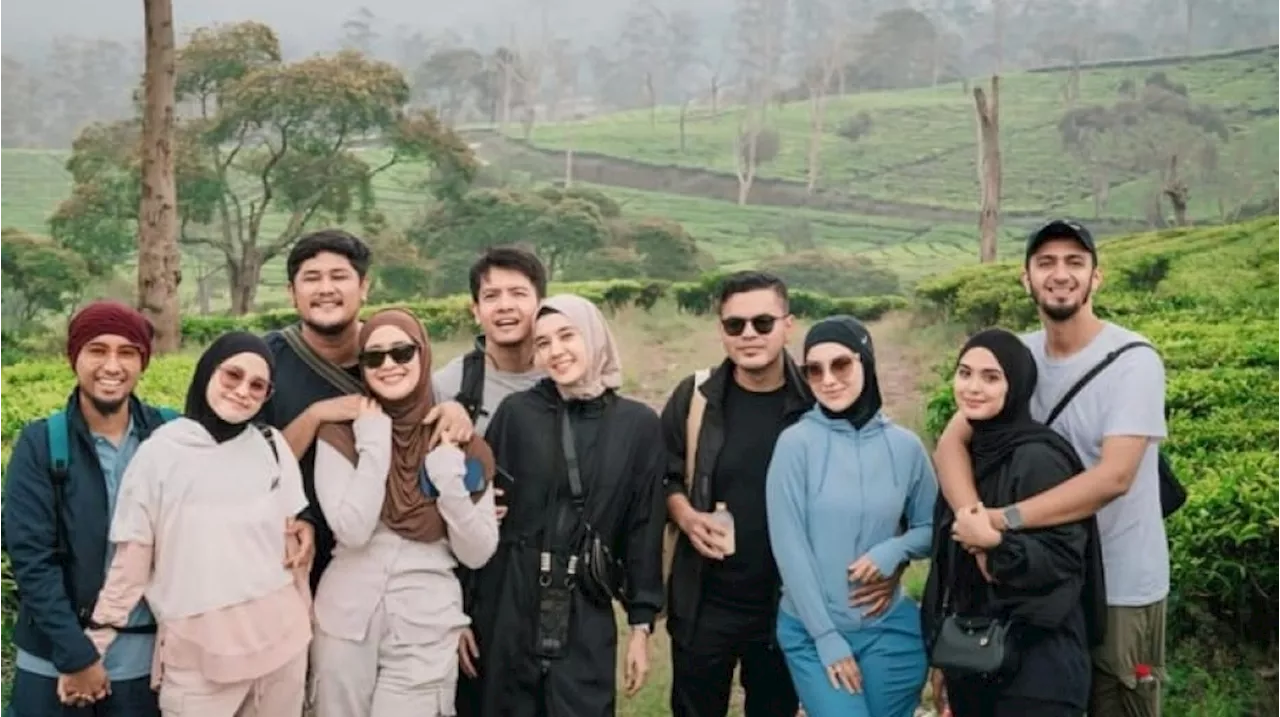 Ke Curug Bareng Irish Bella dan Suaminya, Dimas Seto Girang Punya Pertemanan Sehat