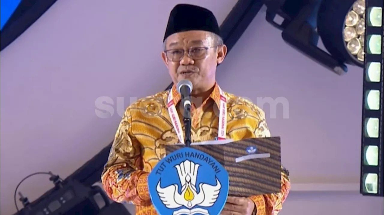 Mendikdasmen Umumkan Kebijakan Baru Mulai 2025, Guru Dijamin Lebih Fokus Mengajar