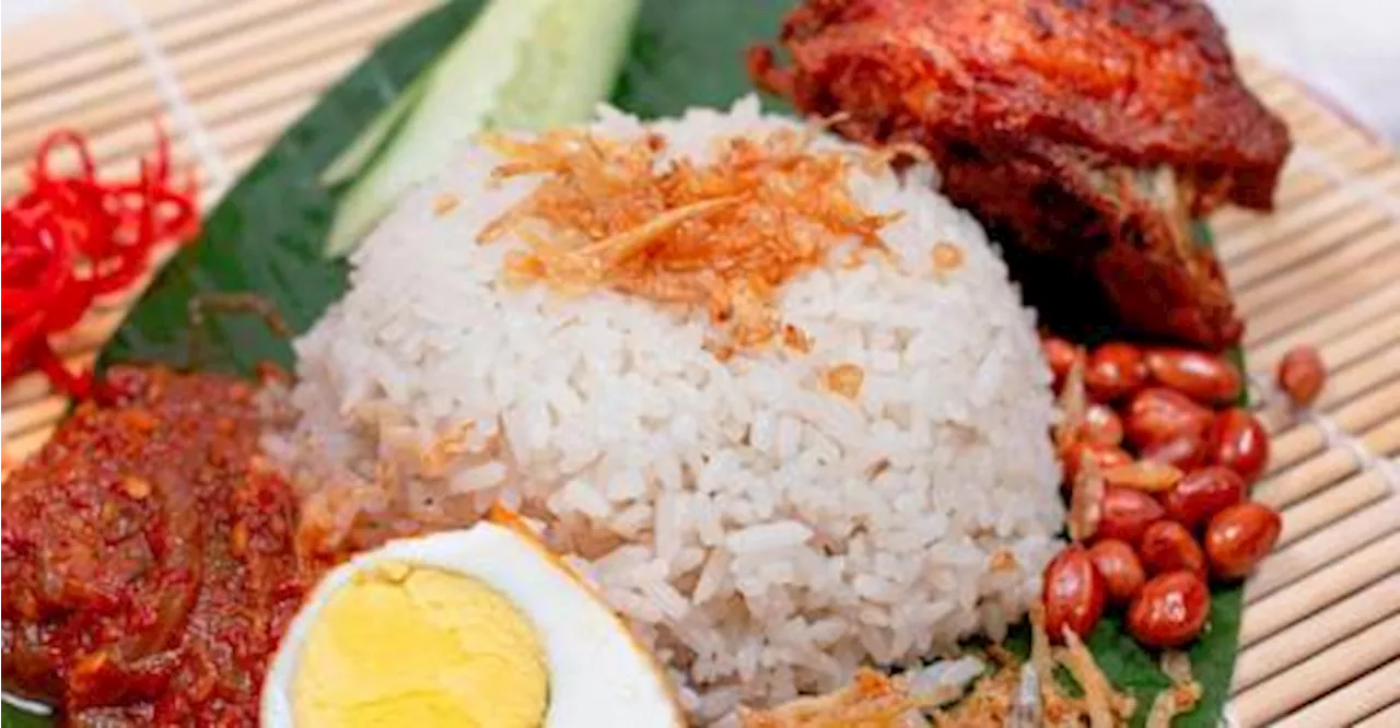 Nasi Lemak Sellers Forced to Consider Price Hikes Amid Coconut Milk Price Increases