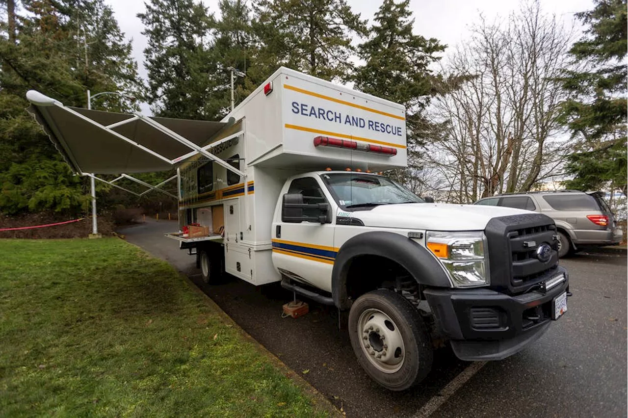 Shoreline, park search underway for missing man with dementia