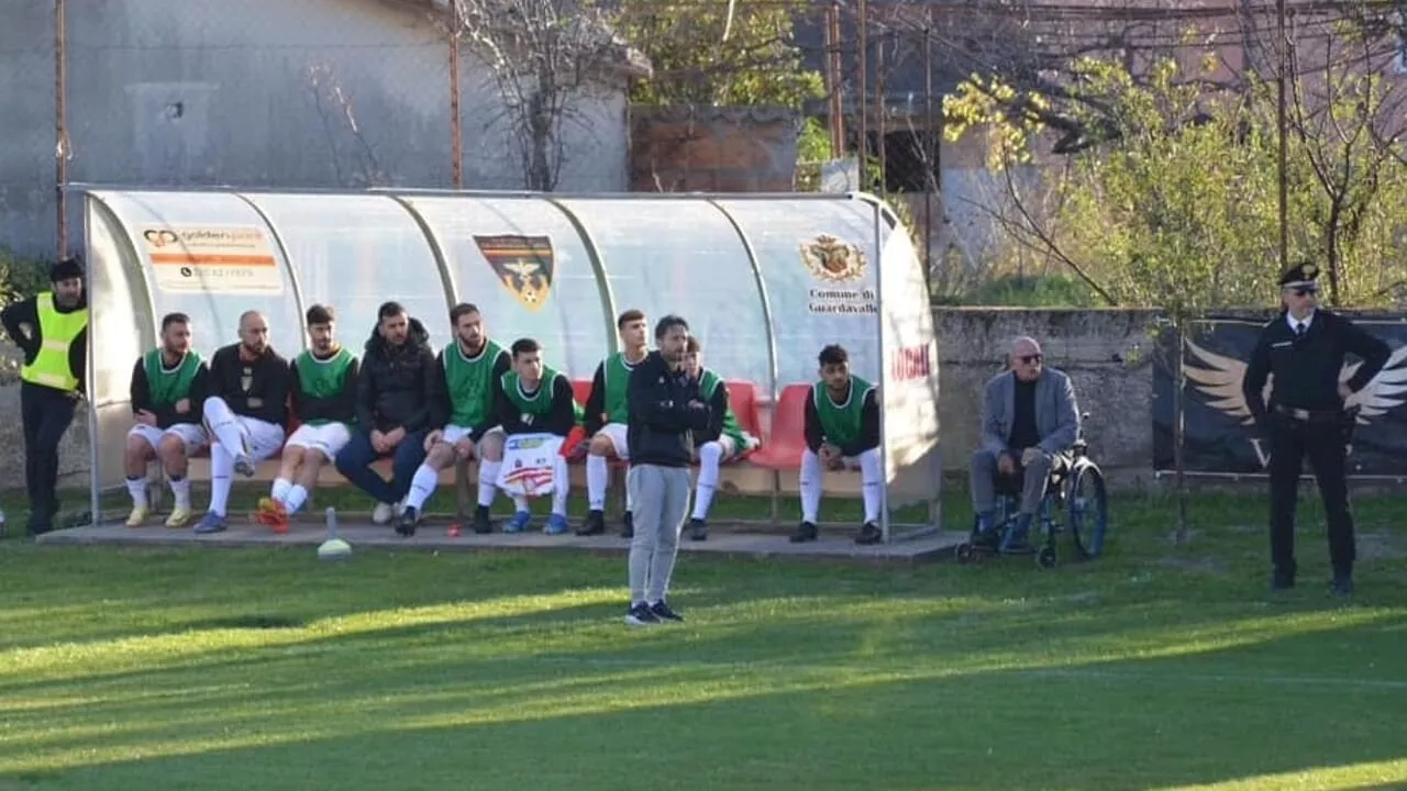 Arbitro impedisce a disabile di seguire partita da bordocampo, intervengono i carabinieri