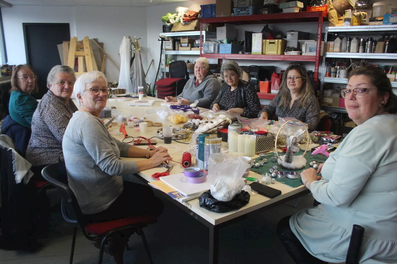 Marché de Noël à Dieppe : ces bénévoles réalisent toutes leurs créations à la main