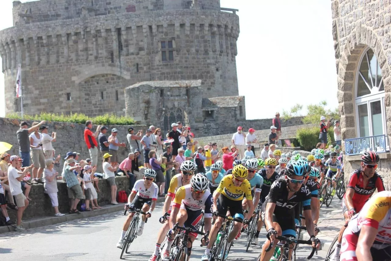 Tour de France 2025 à Dinan : dans quelles rues passera l'étape du 11 juillet ?