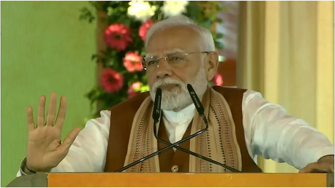 Narendra Modi Addresses BJP Workers in Bhubaneswar, Odisha