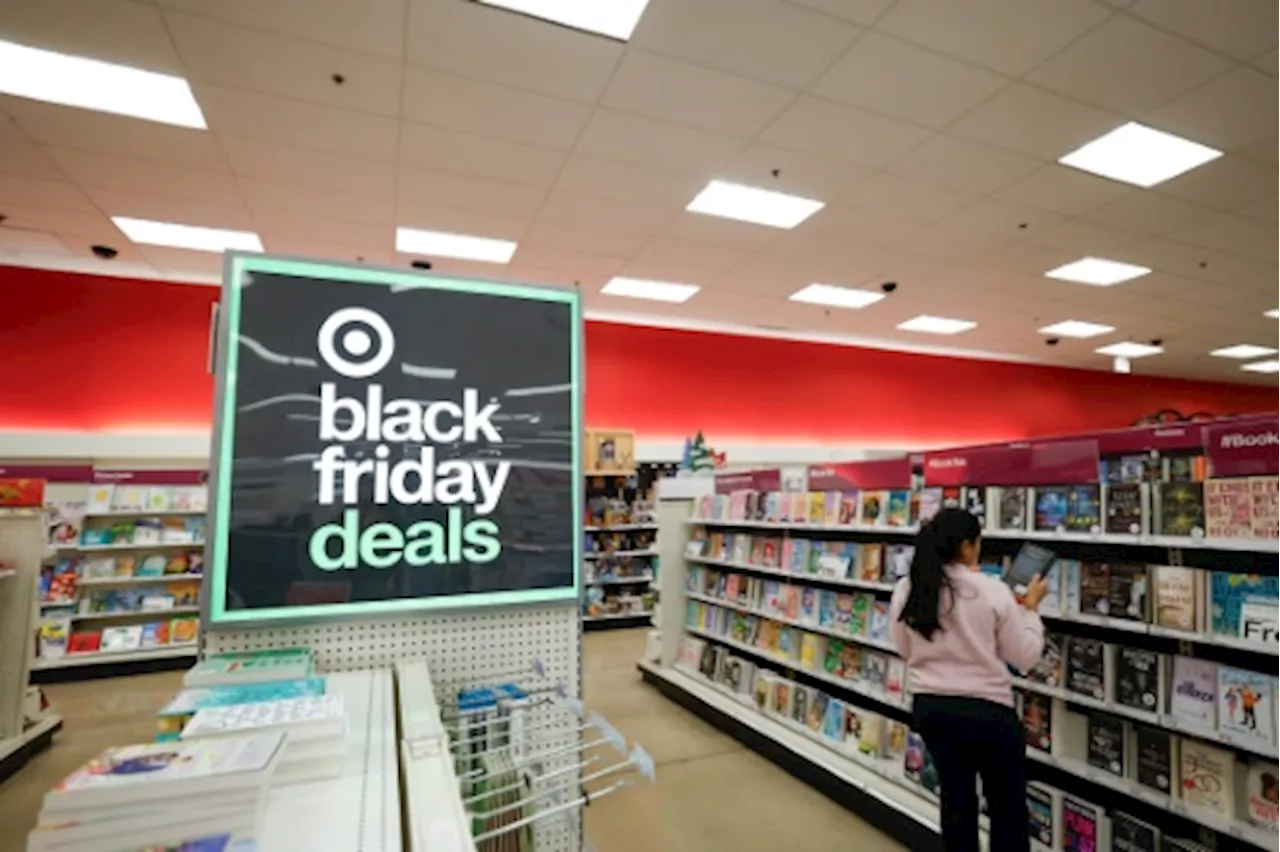 Black Friday: Les consommateurs américains plus attentifs aux prix en raison de l'inflation