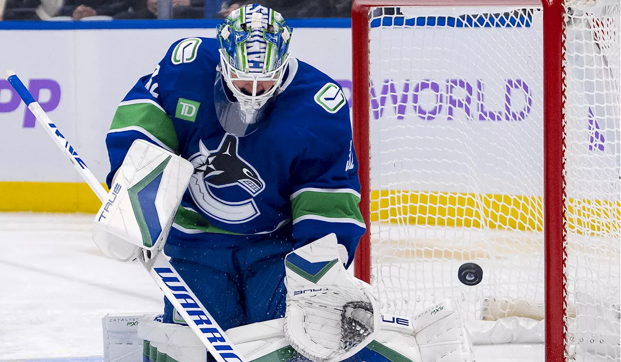 Canucks vs Sabres Prediction, Picks & Odds for Today’s NHL Game