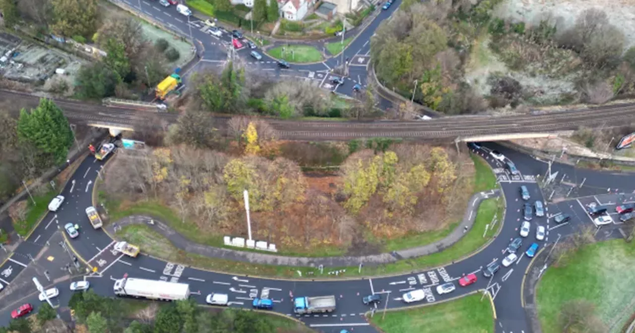 Sinkhole discovered at major Edinburgh roundabout as delays expected for drivers