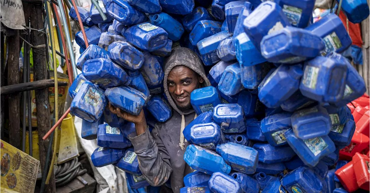 Zähflüssige Papiere im zähen Kampf gegen die globale Plastikflut