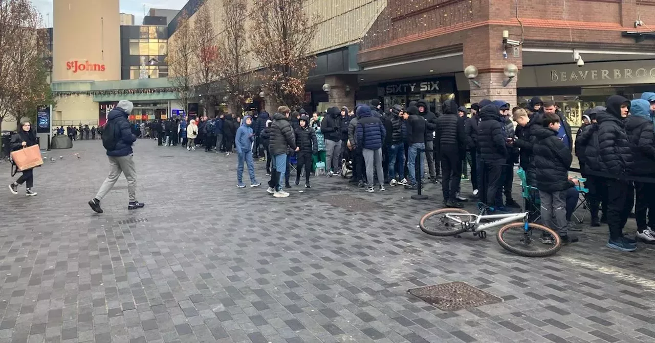 Hundreds Queue for Unique Black Friday Deal in Liverpool