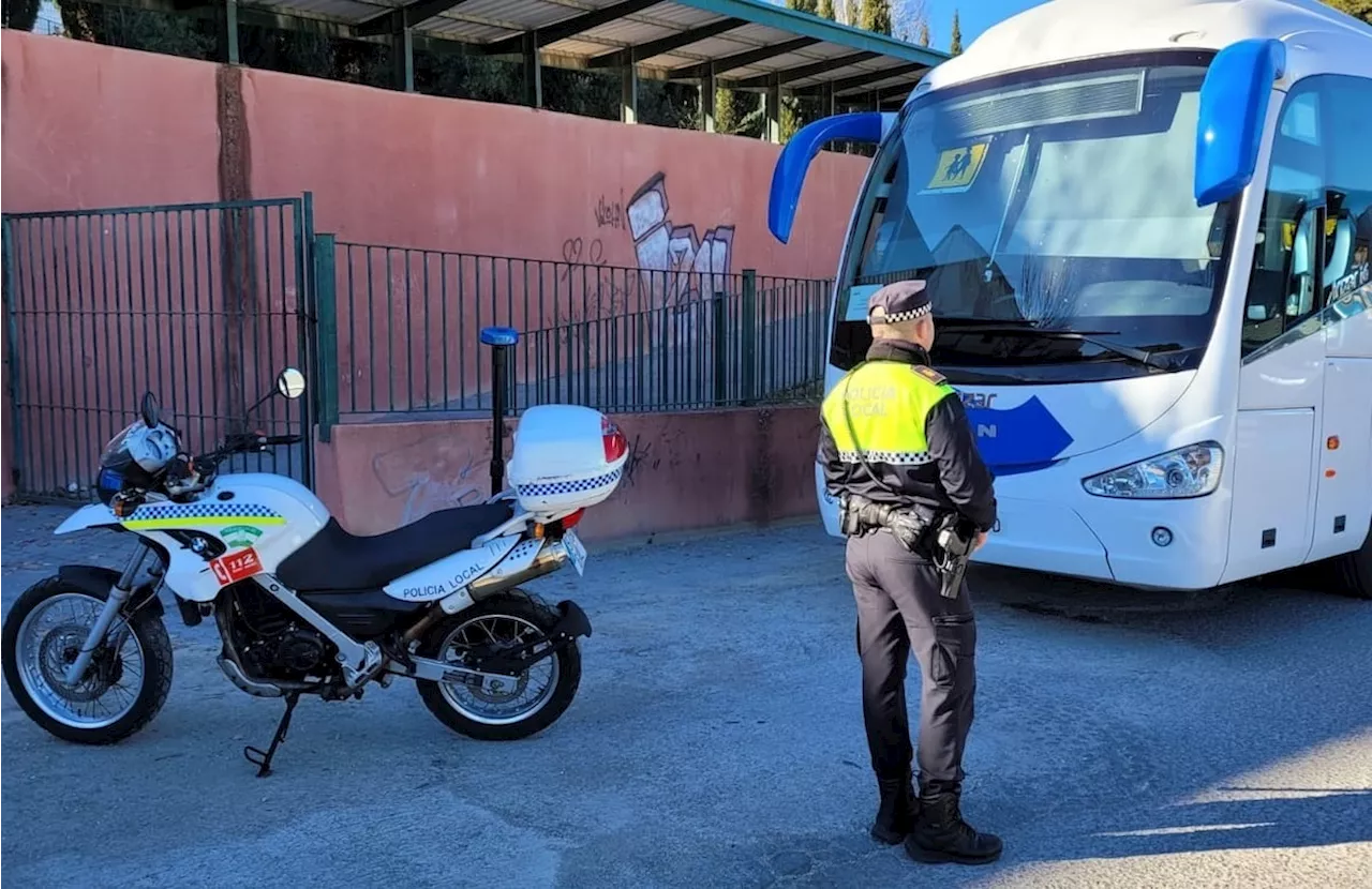 La mitad de los autobuses escolares incumple la normativa, según la DGT