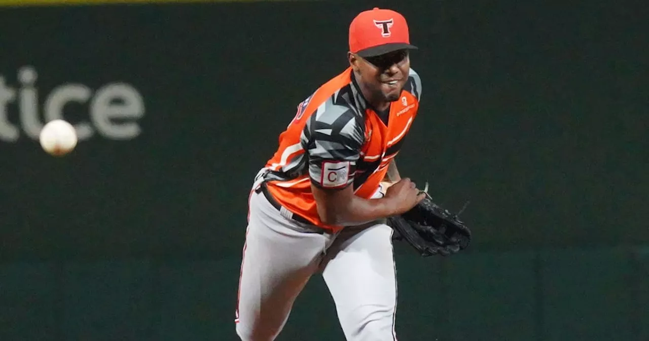 Julio Teherán Pinto: Un Lanzador Especial en Honor a su Abuelita Petrona