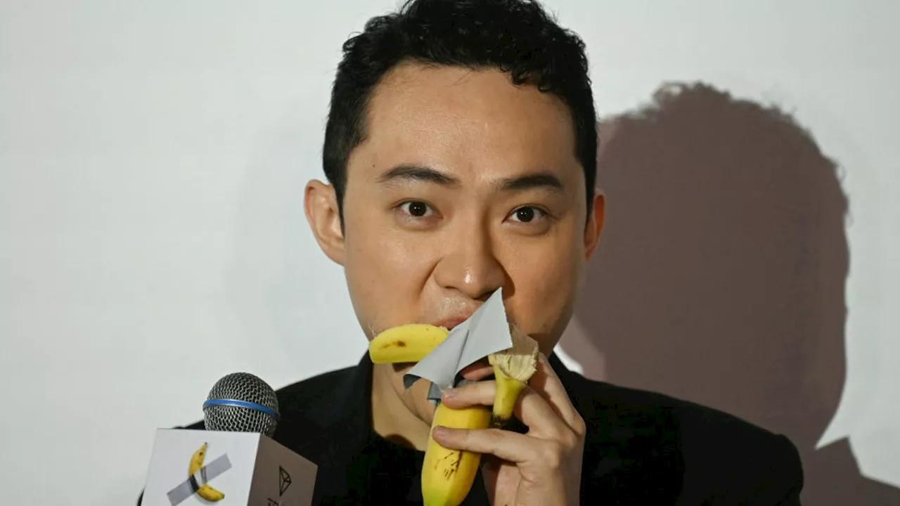 TRON Founder Justin Sun Eats $6.2 Million Banana Duct-Taped to a Wall