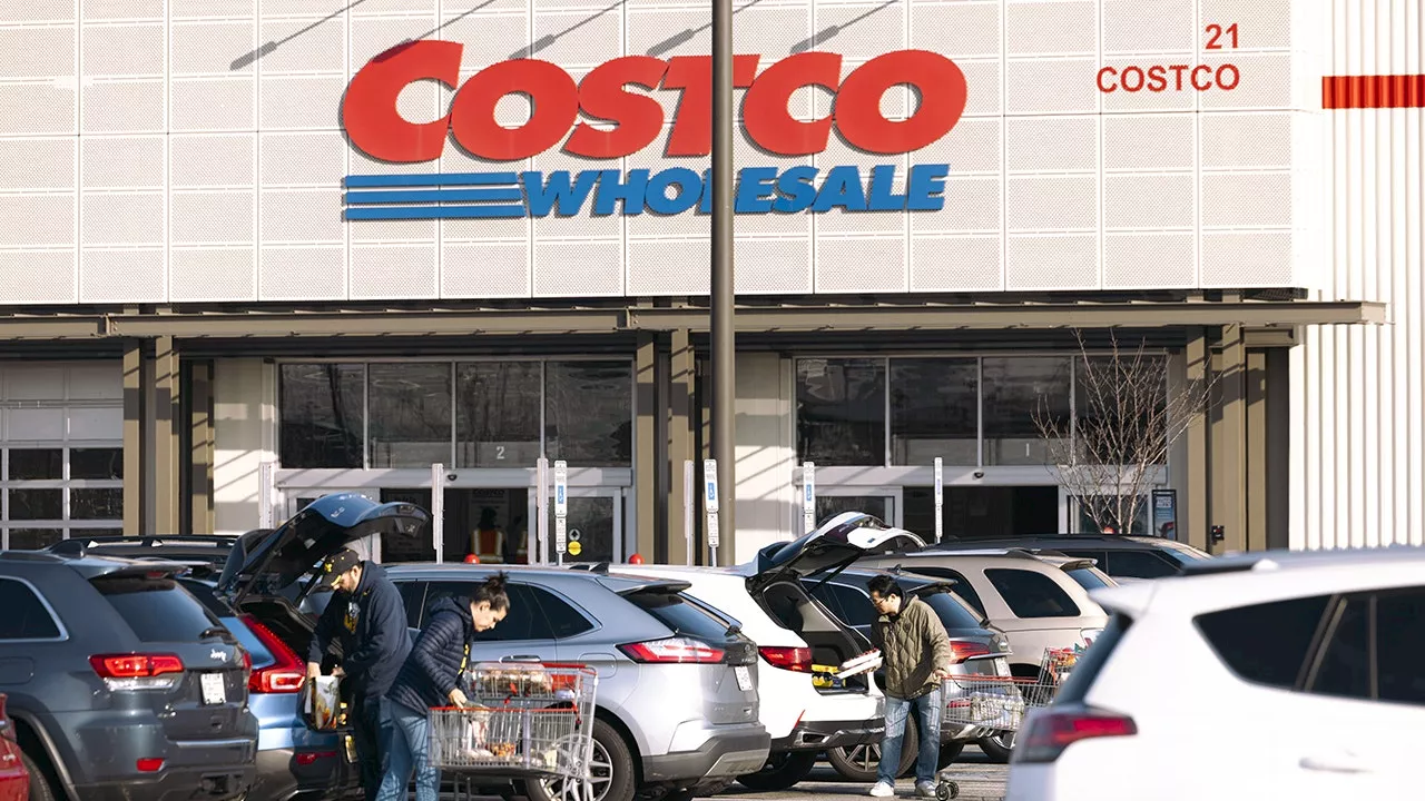 Costco Sells Over 4 Million Pies in Thanksgiving Rush