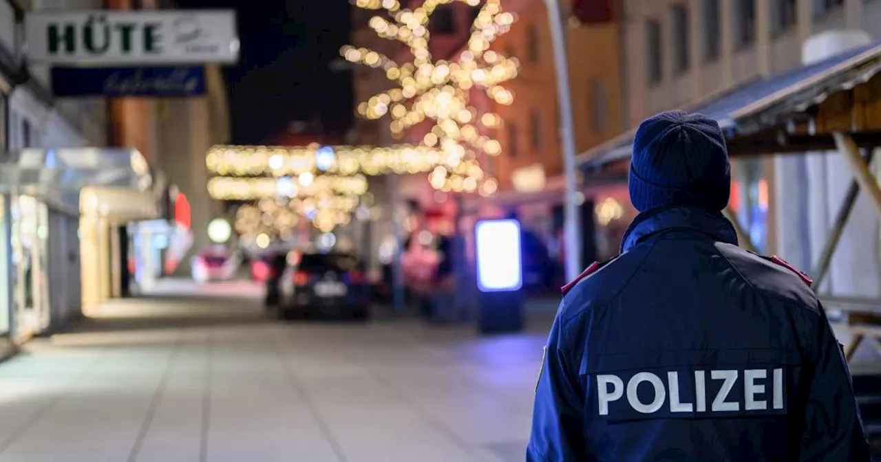 Wiener Polizei untersagt Demonstrationen, Alternative tritt trotzdem an