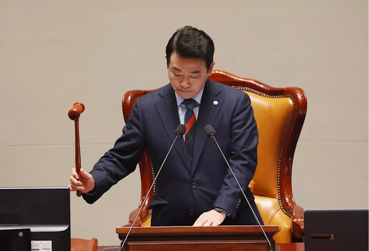 민주당, 정부 예산안에서 4조원 감액 처리... 기재부 '깊은 유감' 표시