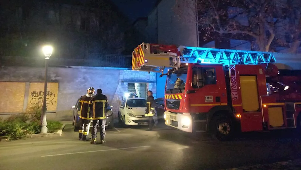 Abandonnée Maison à Villefranche-de-Rouergue Soumise à un Deuxième Incendie