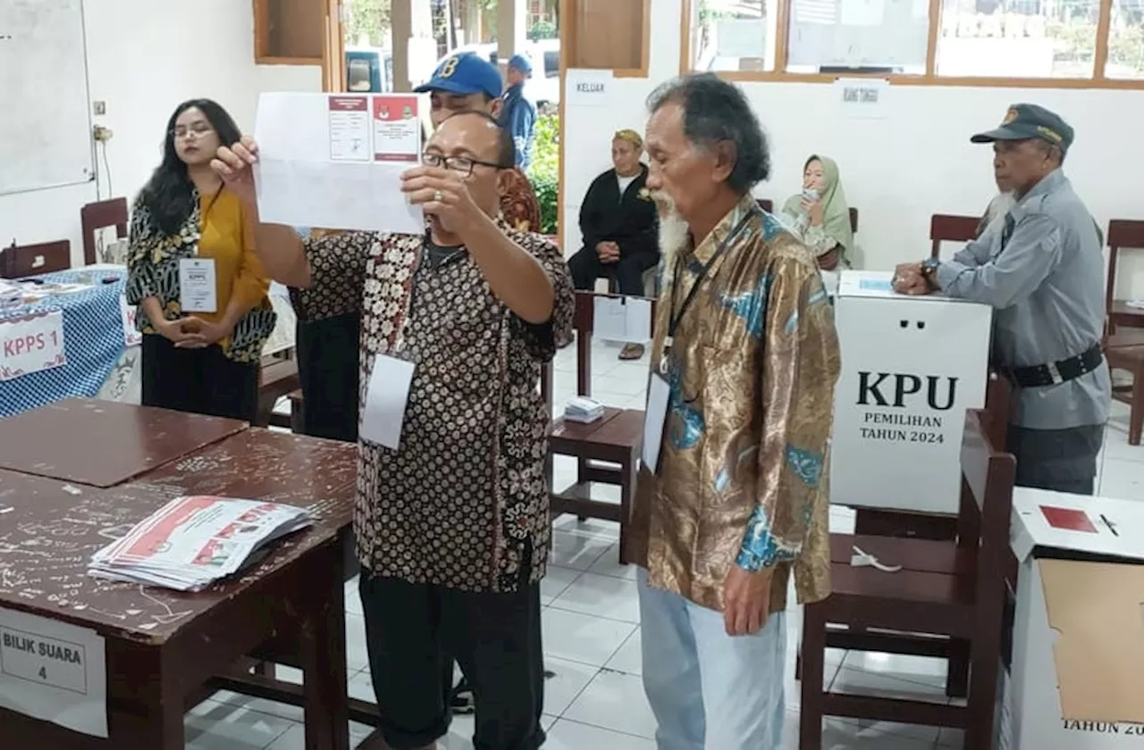 Puluhan Petugas Pilkada Bandung Barat Alami Kelelahan dan Sakit, Satu Linmas Meninggal