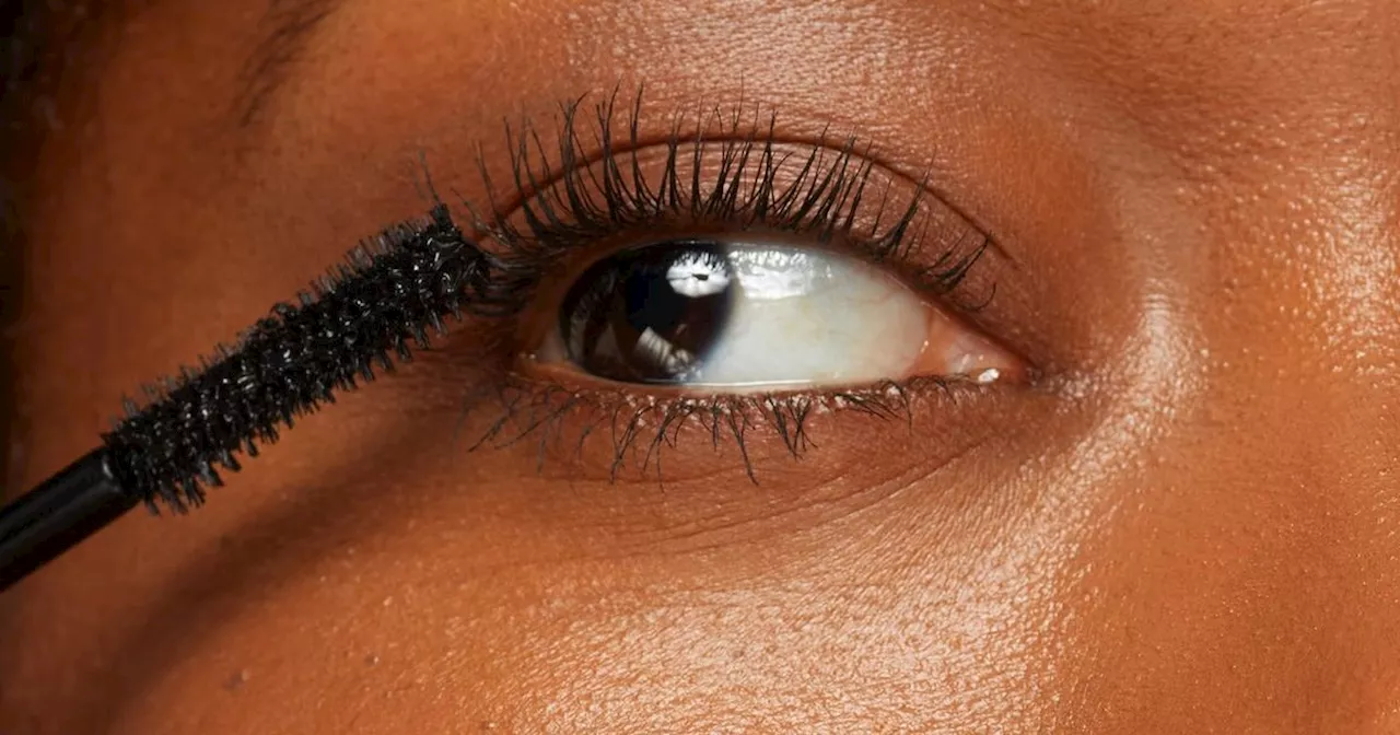 Beauty buffs praise £10 mascara that 'stays put' even on the coldest winter days