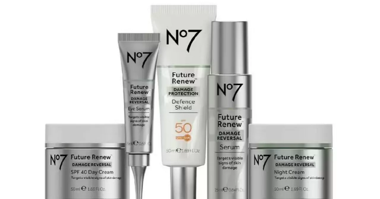 Boots No7 luxury anti-ageing gift set worth £165 reduced by more than half price