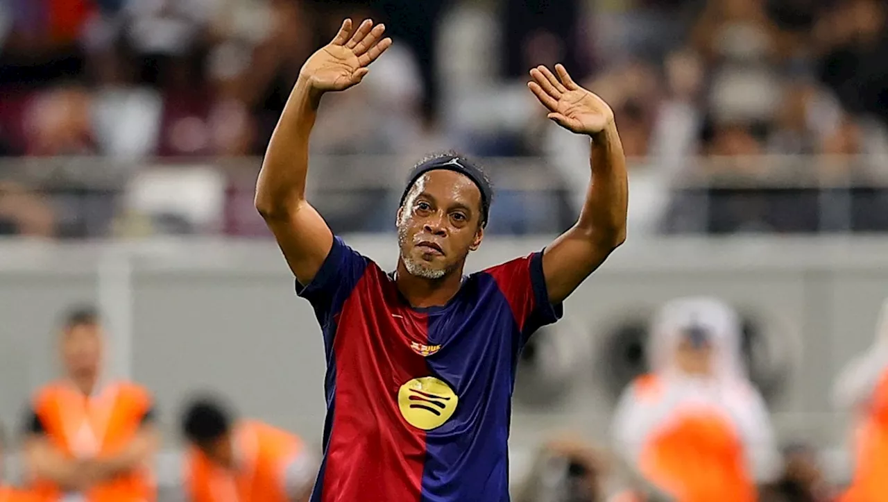 Ronaldinho Mágico Golazo de Tiro Libre en Clásico de Leyendas en Qatar