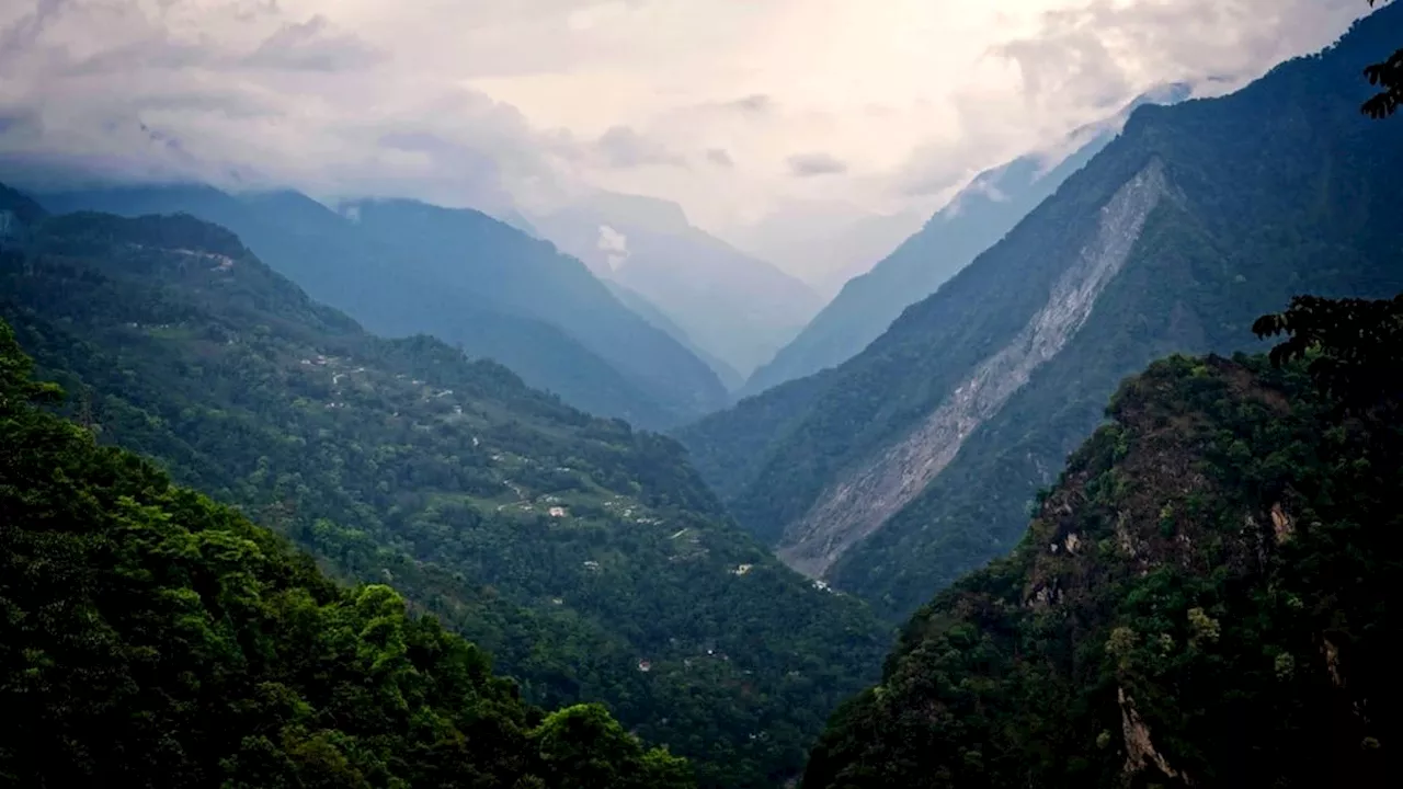 प्राकृति प्रेमियों के लिए सरकार ने लिया बड़ा फैसला, सिक्किम में उठाएं वादियों-बर्फीली पहाड़ियों का लुत्फ