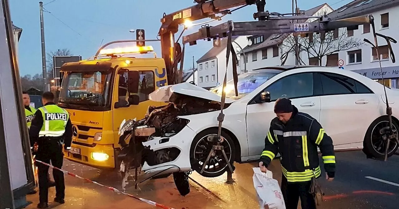 Nächtliche Hubschrauber-Suche: Fahrer flüchtet nach Verfolgungsjagd mit der Polizei