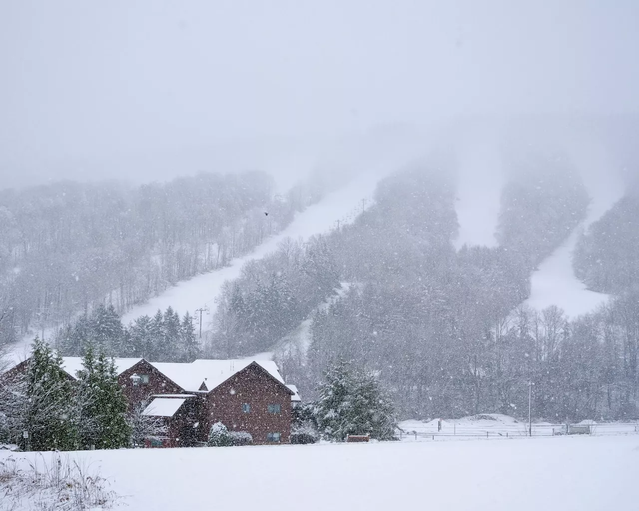 Lake-Effect Snow Warning Issued for Erie and Crawford Counties