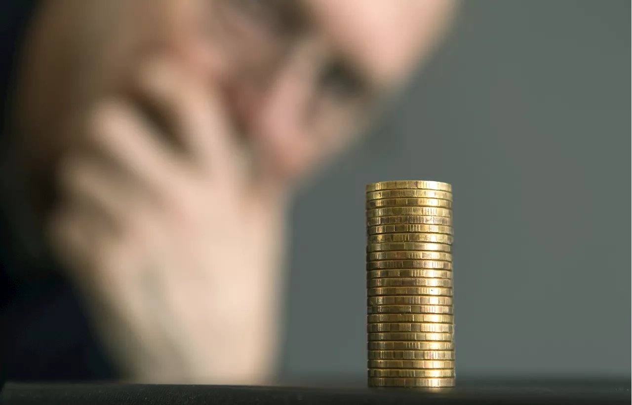 نائب رئيس البنك المركزي الروسي: تقلب الروبل مؤقت والاستقرار المالي تحت السيطرة