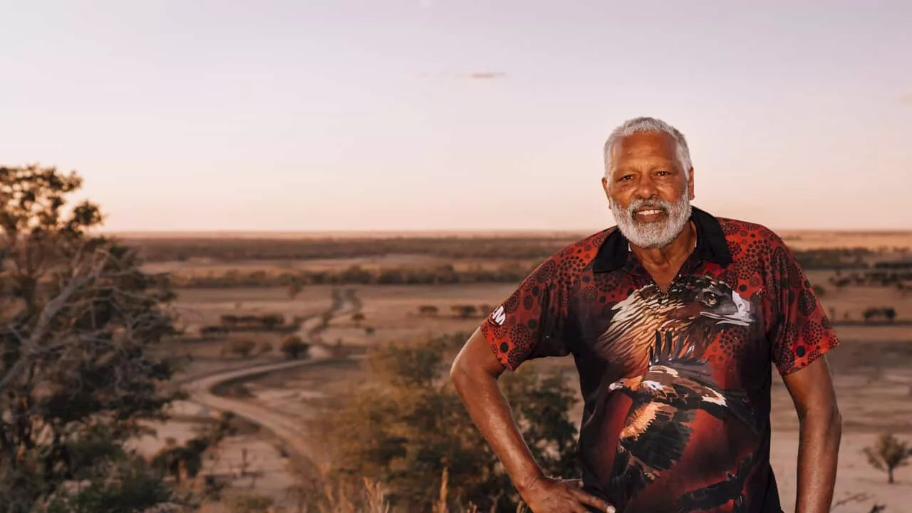 Wandering beyond the horizon with Ernie Dingo