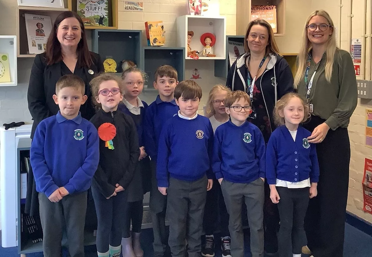 Shrewsbury schoolchildren tell MP of their concerns about the environment and threats to turtles and crabs