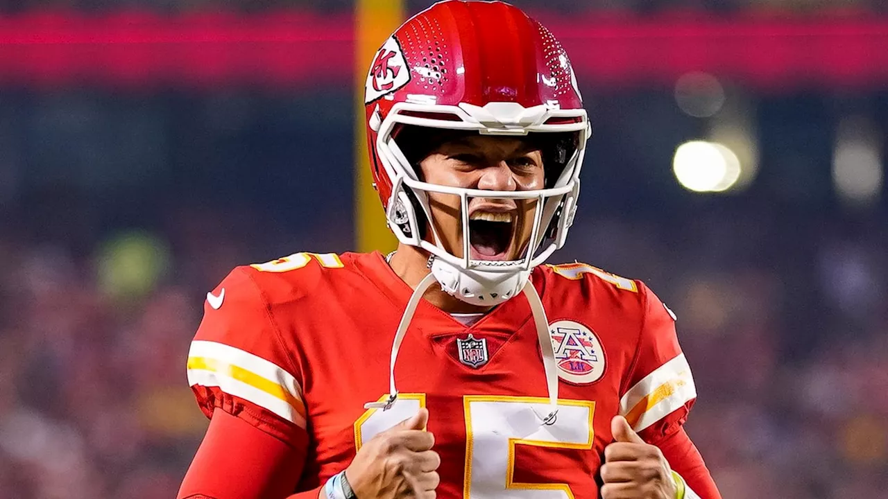 Patrick Mahomes Gives Epic Pump-Up Speech Ahead of Chiefs vs. Raiders on Black Friday