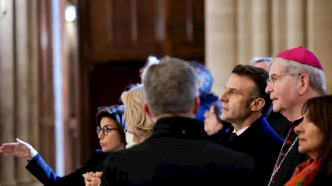 Frankreichs Präsident Macron besucht restaurierte Notre-Dame