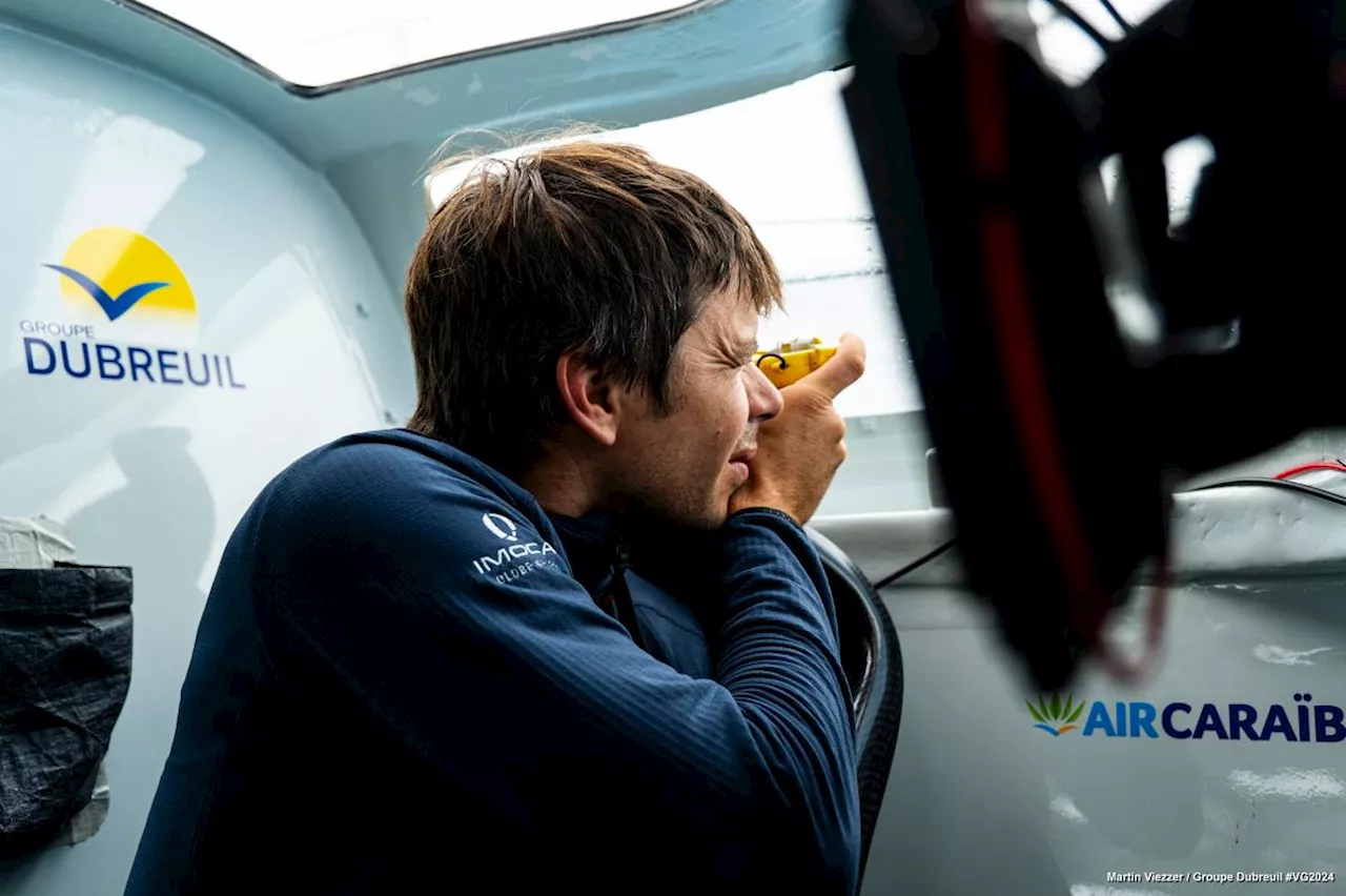 Vendée Globe : Sébastien Simon « soupçonne les premiers d’avoir eu des soucis techniques »