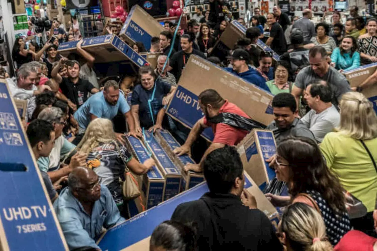 Smart Shoppers Benefit as Black Friday Spending Surges in South Africa