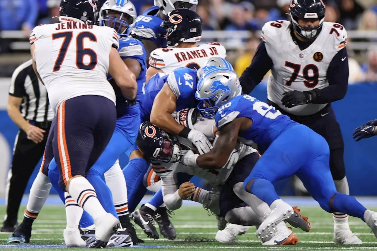 Lions survive Bears comeback on Thanksgiving Day clash