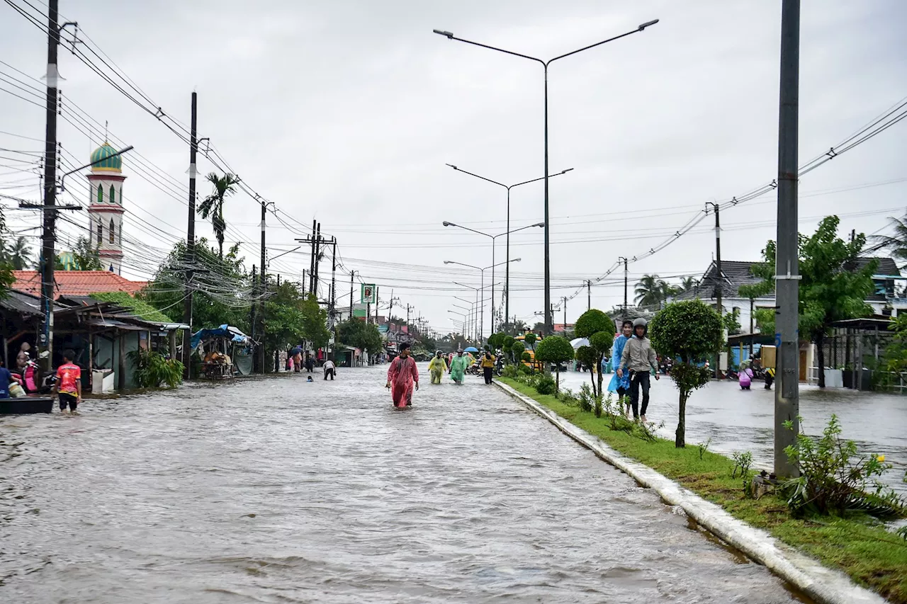 Student Fatality and Evacuations in Southern Thailand Due to Heavy Rain