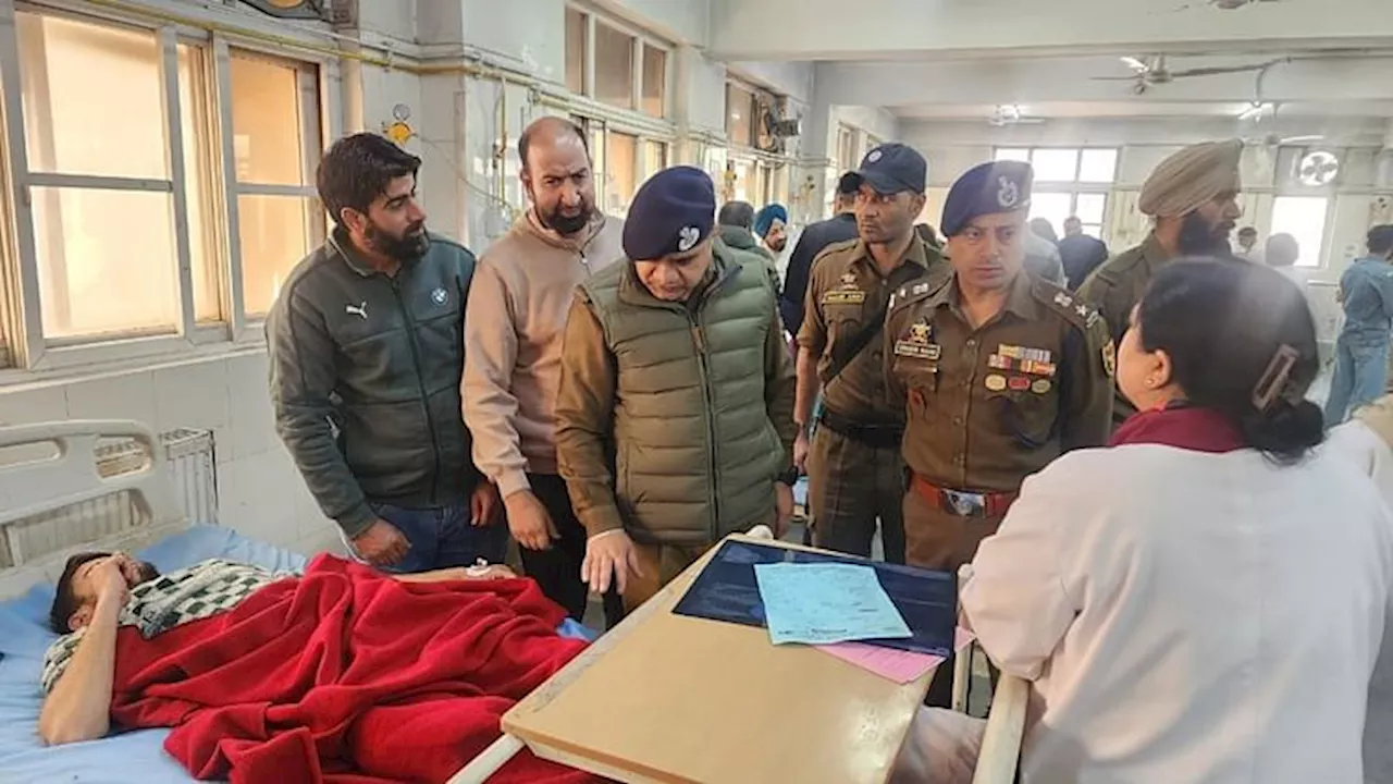 Srinagar Grenade attack: श्रीनगर की संडे मार्केट में आतंकियों ने किया ग्रेनेड हमला, खरीदारी कर रहे 10 लोग घायल