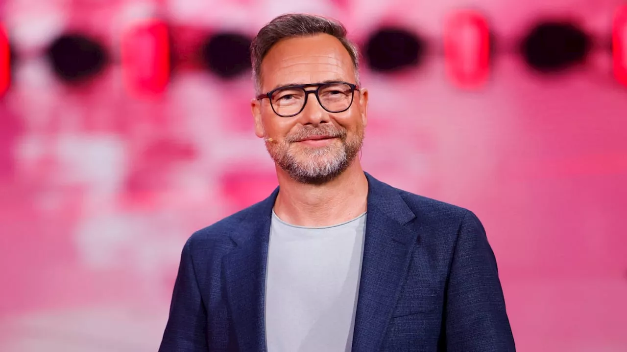 Sorge bei „Schlag den Star“: Matthias Opdenhövel krächzt sich durch Live-Show