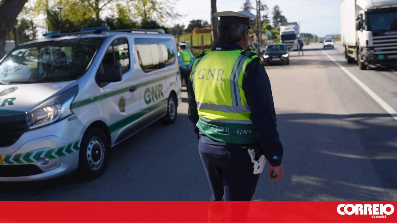 Cinco feridos em despiste de carro em Lousada