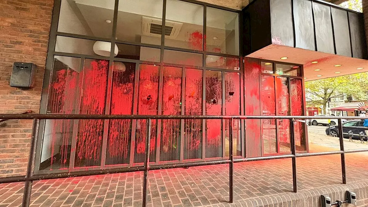 Met Police launch hate crime probe after vandals throw paint on Jewish building in London