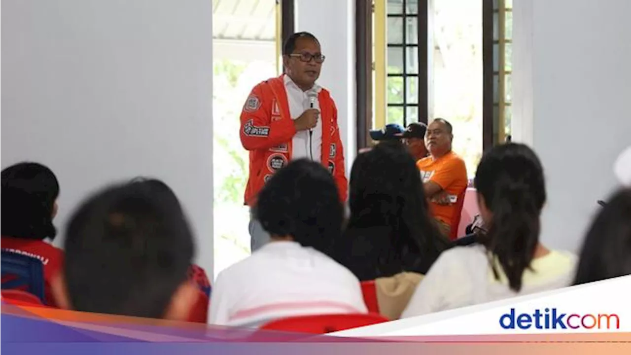 Kunjungi Rumah Zending Lebang Palopo, Danny Ajak Warga Jadi Pemilih Cerdas