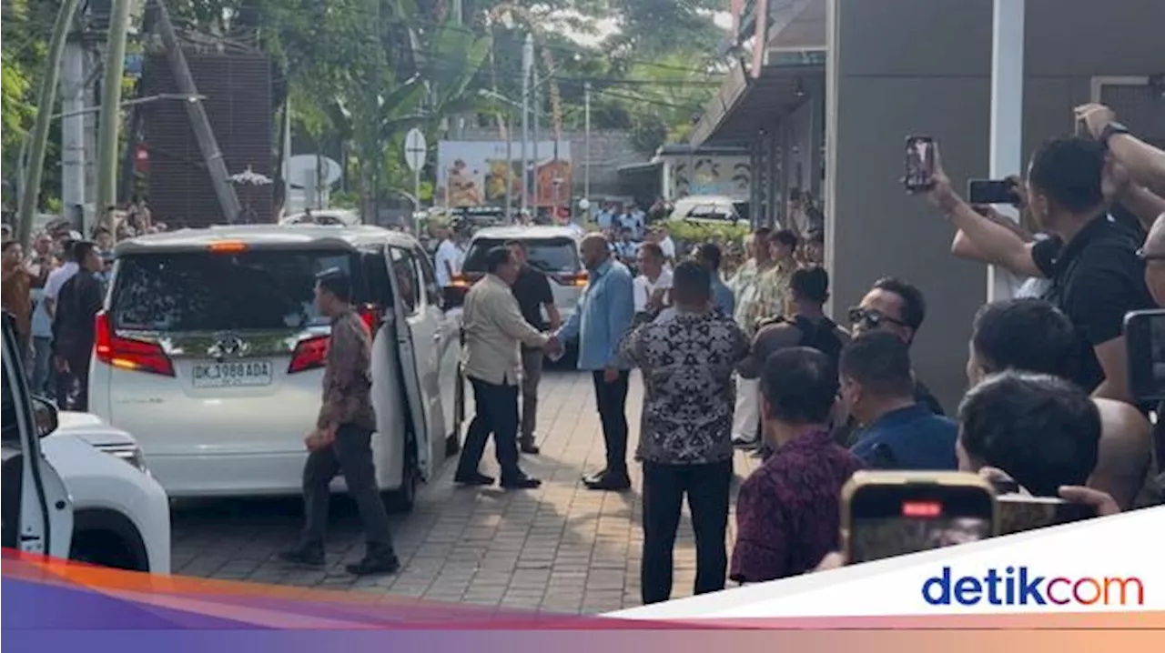 Presiden Prabowo Tiba di Bendega Restaurant Disambut Mulia-PAS dan Tokoh Bali