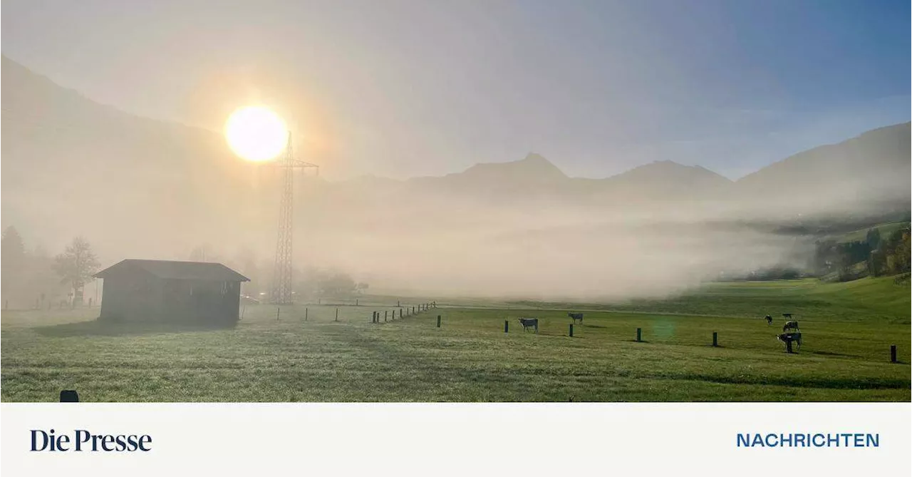 Herbstliches Hochdruckwetter mit Nebel und Sonne