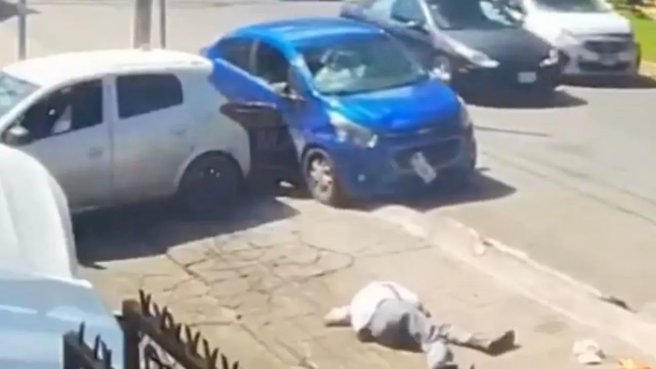 VIDEO FUERTE: automovilista arrolla a un ciclista en Tabasco, sobrevivió de milagro