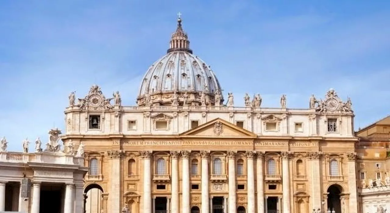 Baldacchino di San Pietro, il significato nascosto dalle api araldiche