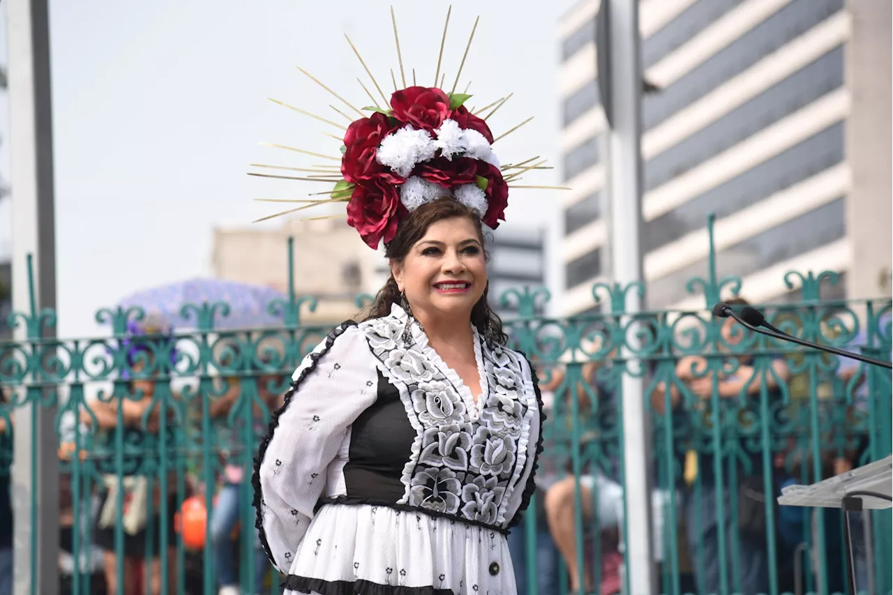 Clara Brugada recibe Premio Global de Shanghái por sus esfuerzos en desarrollo sostenible