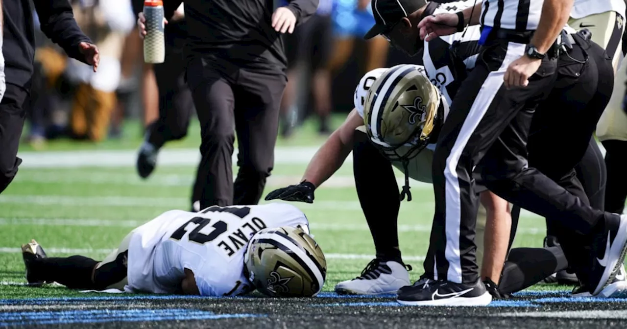 NFL: Chris Olave, receptor abierto de los Saints sufre impactante conmoción en el partido contra los Panthers (VIDEO)