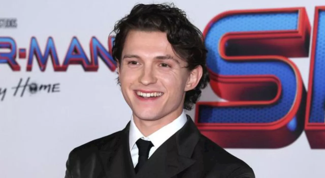 Tom Holland: «Distrutto psicologicamente, mi fermo un anno». Cosa è successo all'attore star di Spiderman