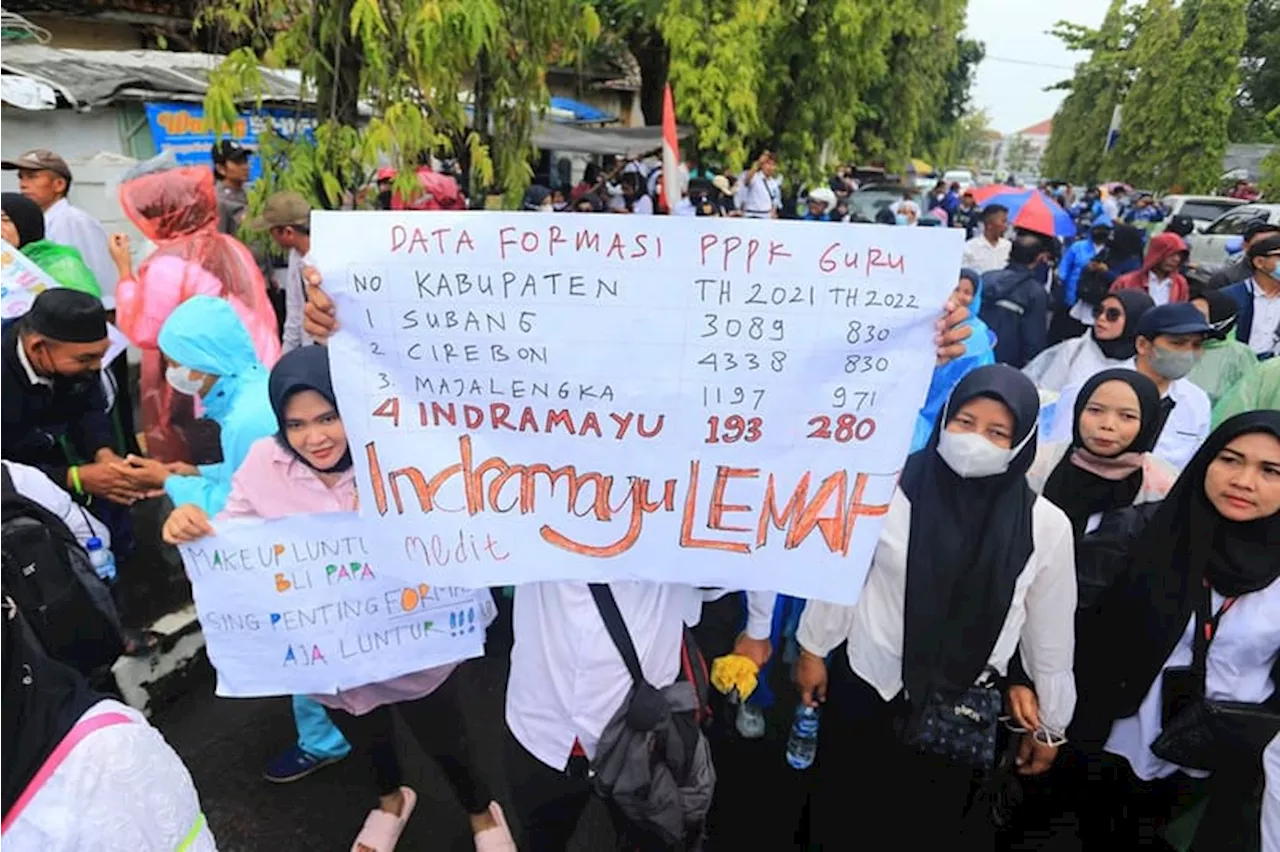 Bulan Guru Nasional Langkah Perbaiki Kesejahteraan Guru