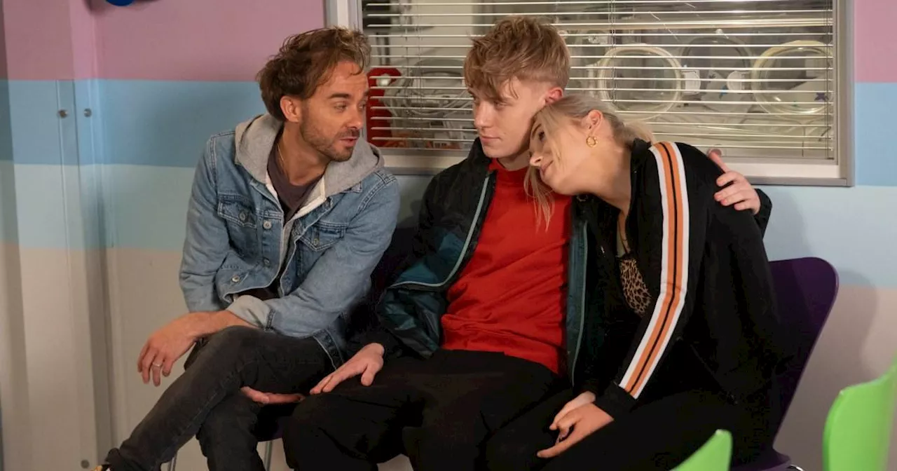 David and Max give Lauren game-changing news in Coronation Street